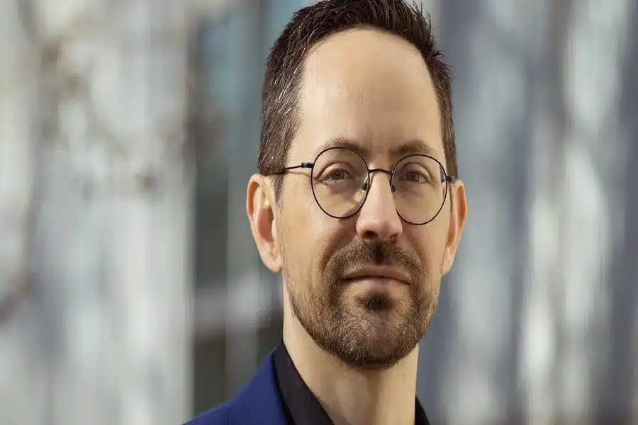 Christopher Mims – Exploring the Life and Career of the Tech Journalist