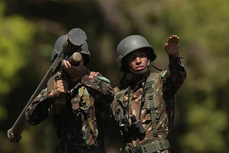Militares Desnudos Meaning Context And Cultural Debate