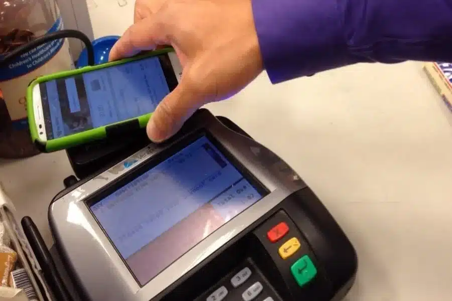 Does the Post Office Take Apple Pay for Easy Payments
