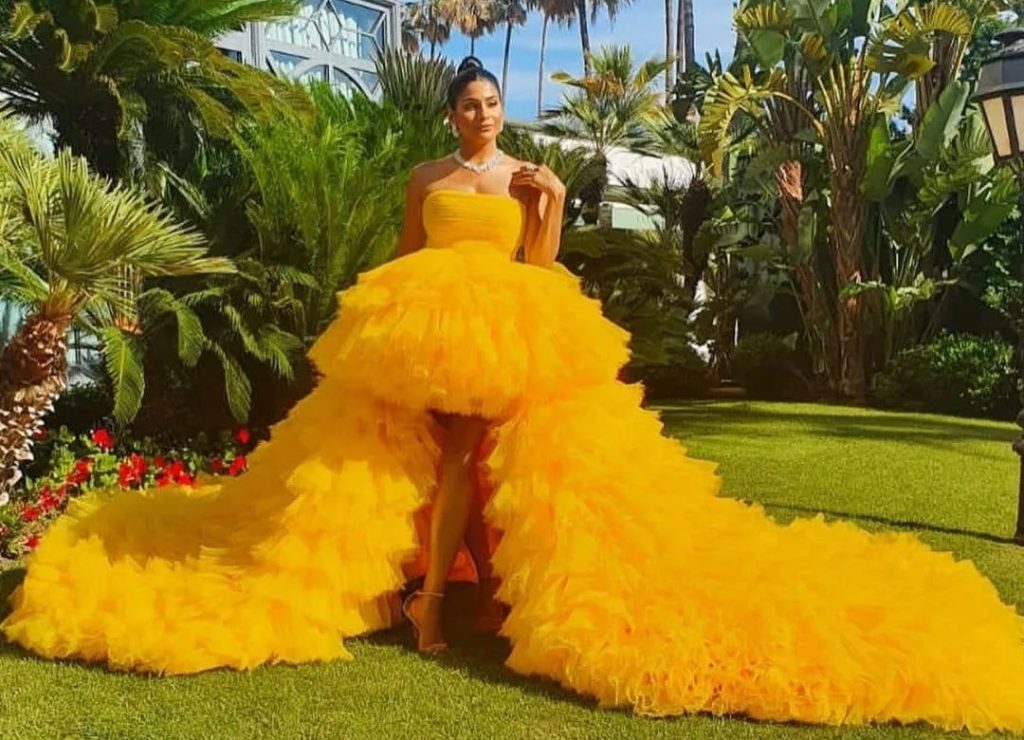 Yellow Corset Prom Dress Ideas For A Stunning Look