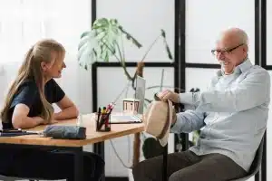 Daily Activities That Keep Seniors Engaged Mentally and Socially