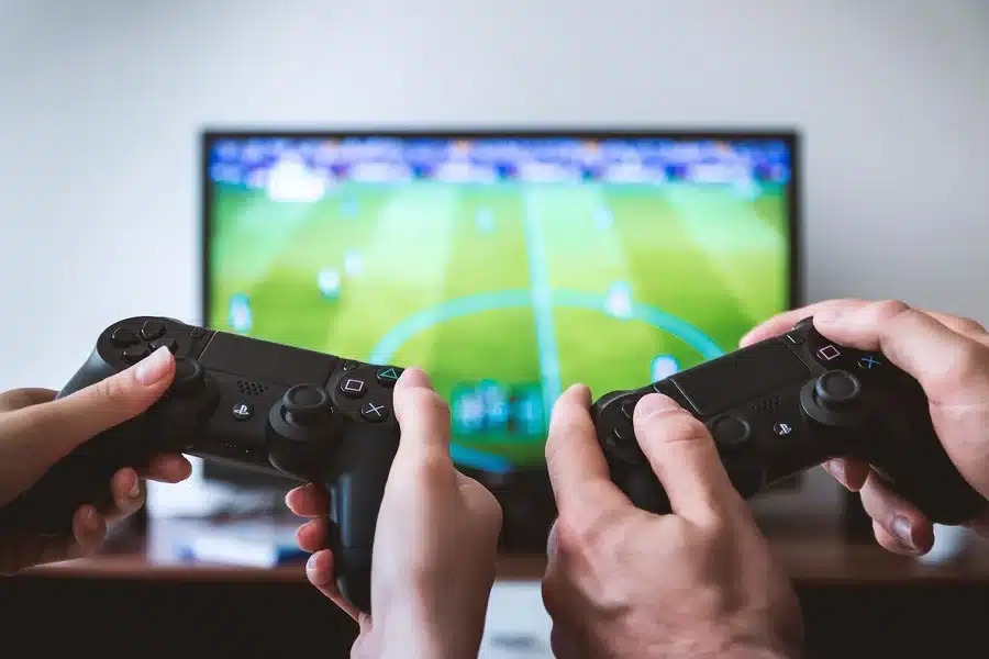 Free Credit Online Games vs Traditional Welcome Offers Which Delivers Better Value