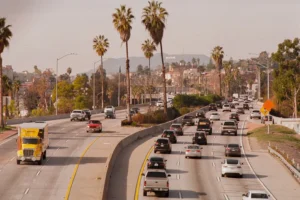 Why More Los Angeles Drivers Are Replacing Older Vehicles