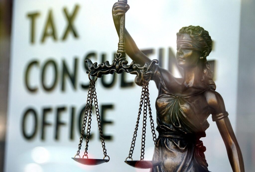 5 Tax Moves for Creators Working Overseas