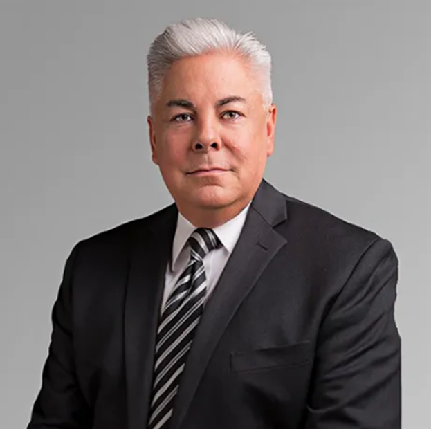 Meet Lawyer Thomas E. Viloria and His Proven Courtroom Experience